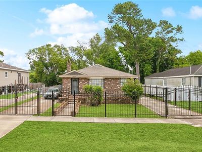 3025 Saint Roch Ave, New Orleans, LA, 70122