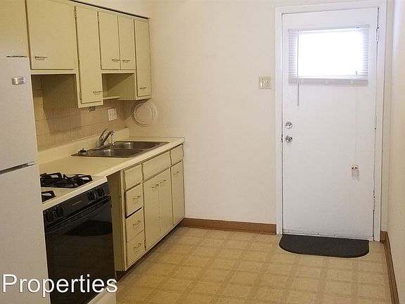5th image of 920 S Taylor Ave