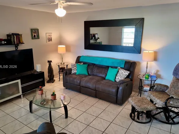 16901 NE 13th Ave APT 307, Miami, FL 33162