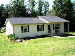 32 Dudley Ave, Granite Falls, NC 28630