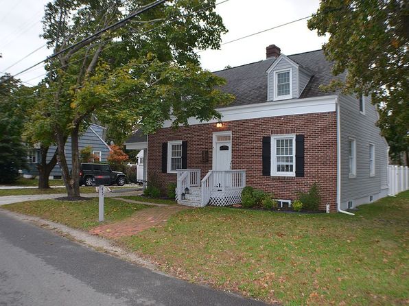 45 Locker St