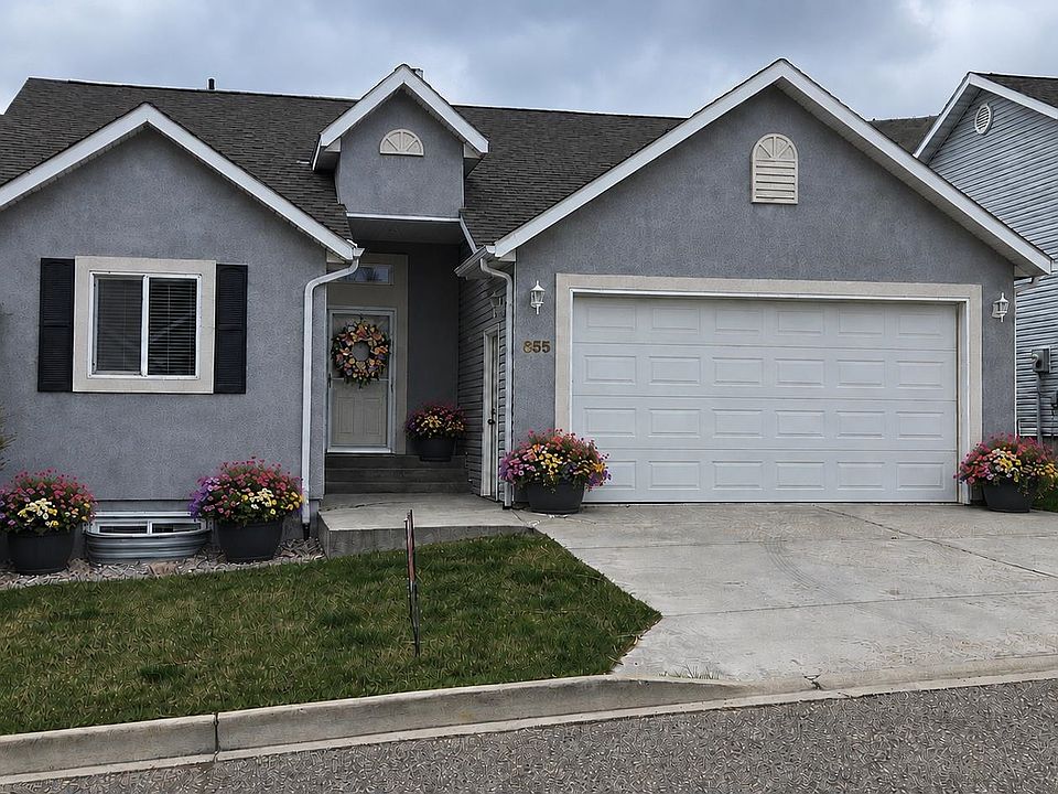1st image of 855 Brookside Ln