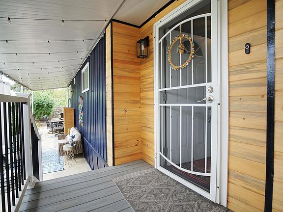 3rd image of 1600 E Vista Way Space 84