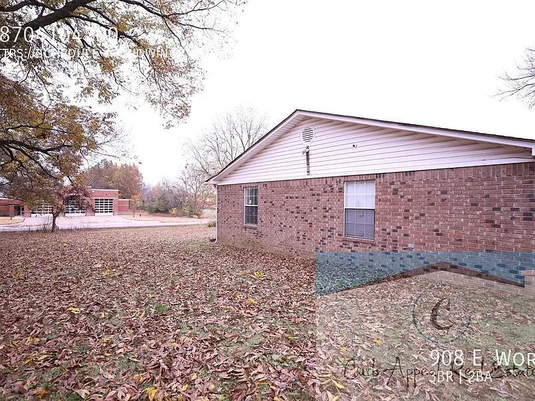 908 E Word Ave — Photo 24