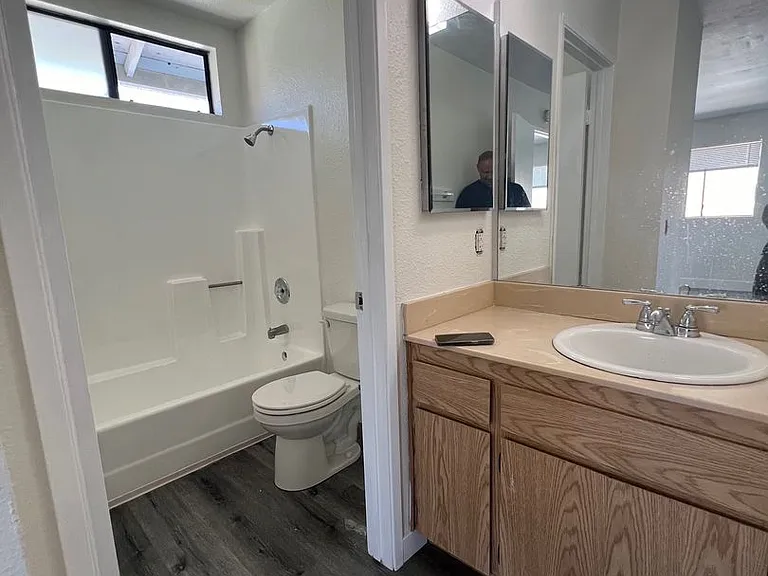 3440 Helix St — Photo 13