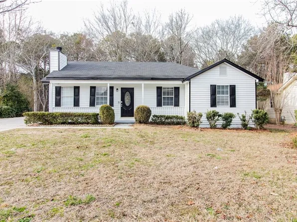 2172 Red Rose Ln, Loganville, GA 30052