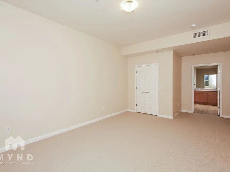 130 E San Fernando St #321 — Photo 9