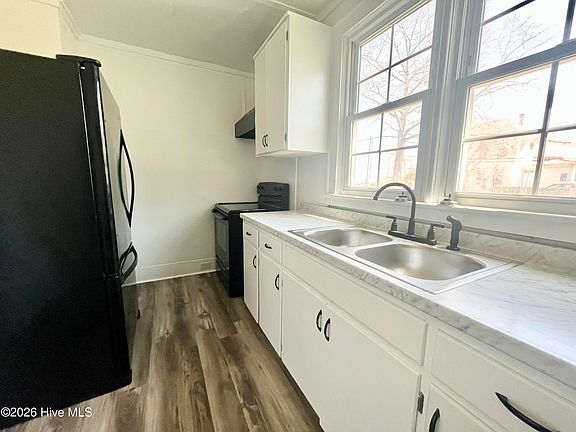 2nd image of 741 Riverside Ave APT B