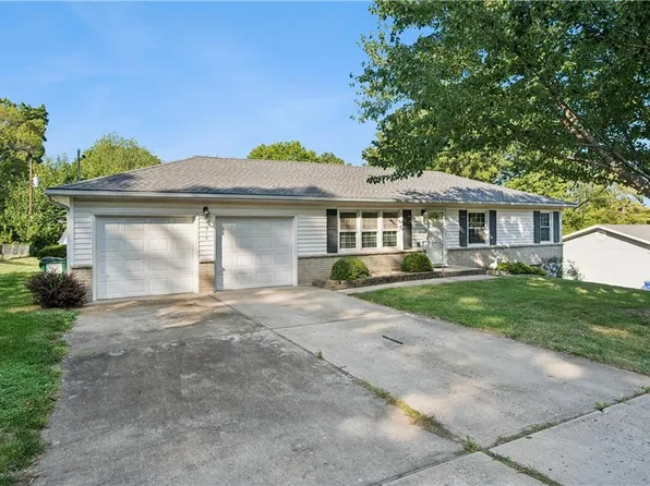 1314 NE 58th St, Kansas City, MO 64118