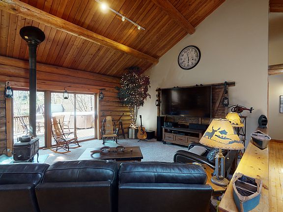 4th image of 6327 Ojibwa Ln