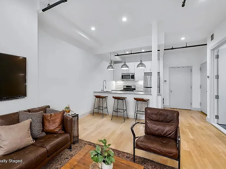 347 Lorimer St #2 — Photo 1
