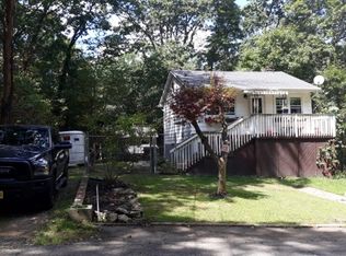 120 Wellesley Trl, Hopatcong, NJ 07843