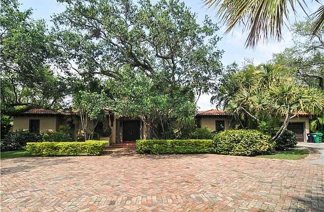 2nd image of 5051 SW 88th St