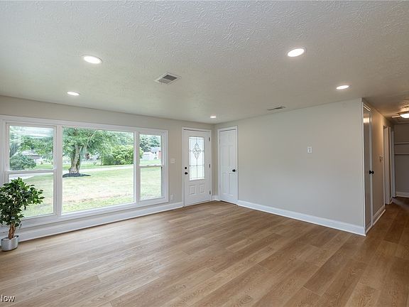 5th image of 1805 Dooridge Dr