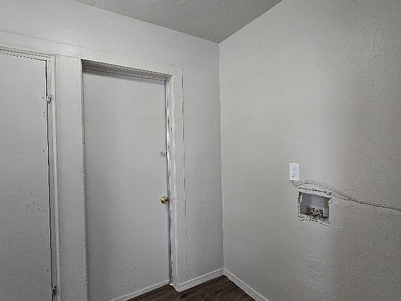5th image of 1116 E Cortland Ave