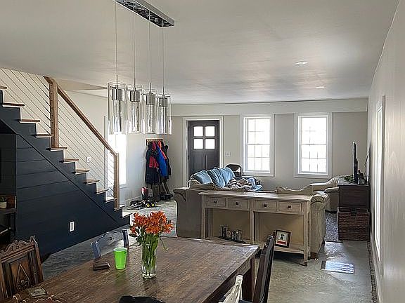 4th image of 3018 Church St