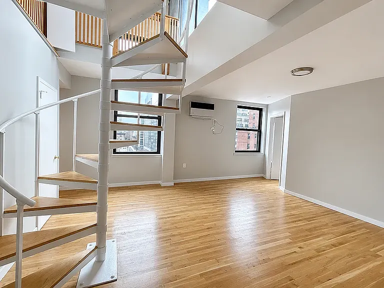 131 E 83rd St #7A — Photo 5