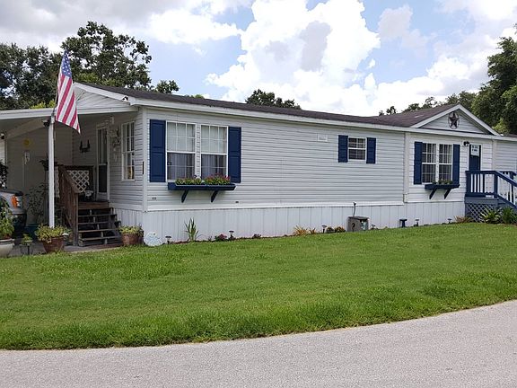 4th image of 208 Fiji Palm Ln