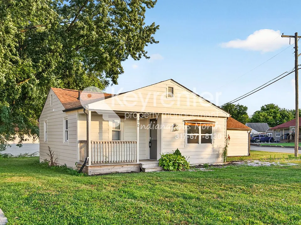 10 Locust Dr