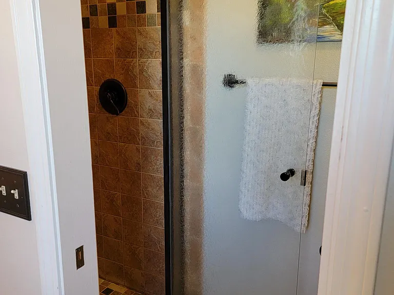 4959 Wood Brook Ct — Photo 21
