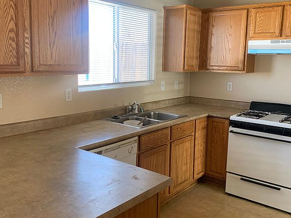 3rd image of 24988 Camino Del Norte