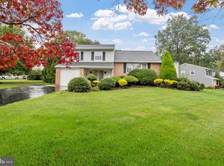 215 Surrey Rd, Southampton, PA 18966