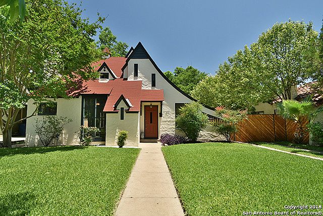 1st image of 811 E Magnolia Ave