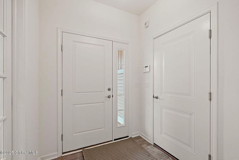 5th image of 83 Whispering Pines Way