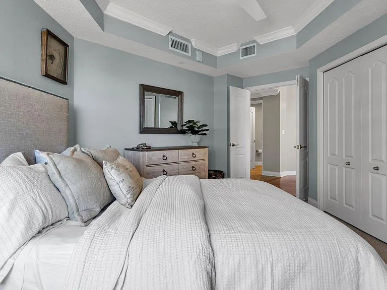 521 Mandalay Ave #802 — Photo 24