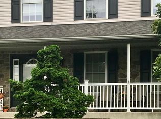 4366 Hillside Rd, Reading, PA 19606