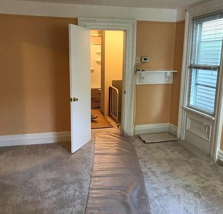 3rd image of 236 Snyder St Floor 2