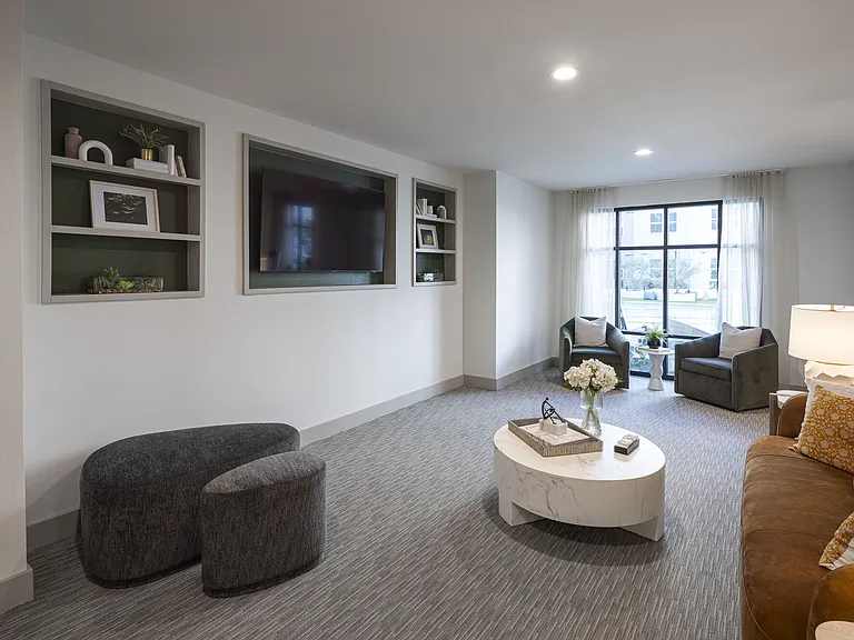 Broadstone Garden Oaks — Photo 16