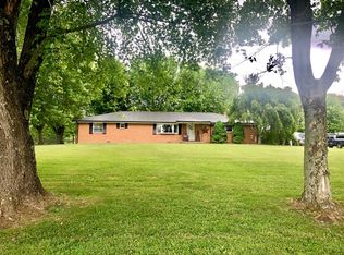 690 Ellington Loop, Morehead, KY 40351