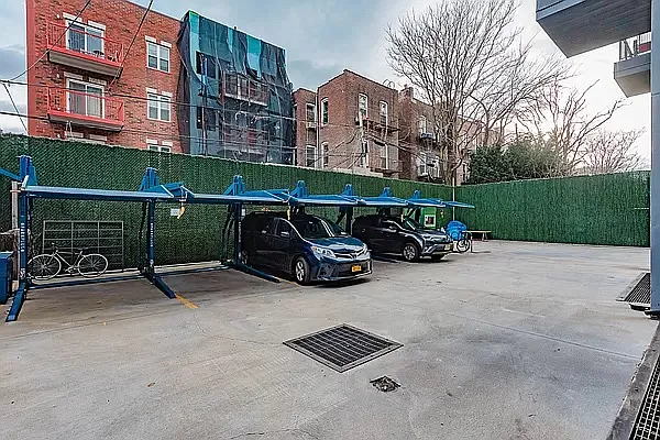 Rented by PadRabbit LLC | media 9