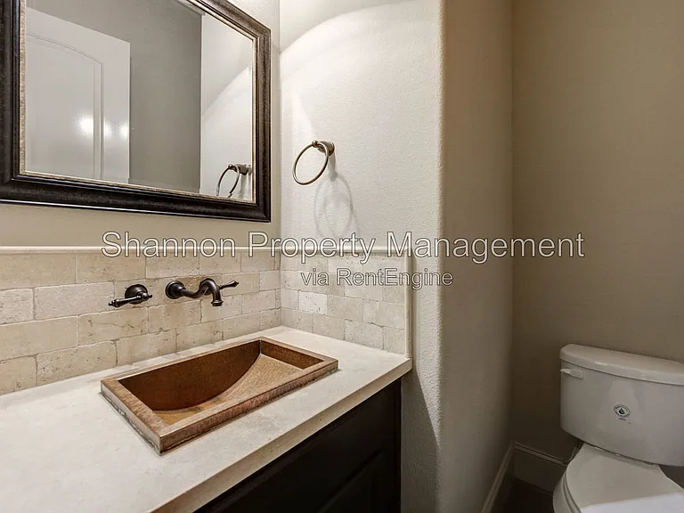 1809 W 24th St — Photo 14