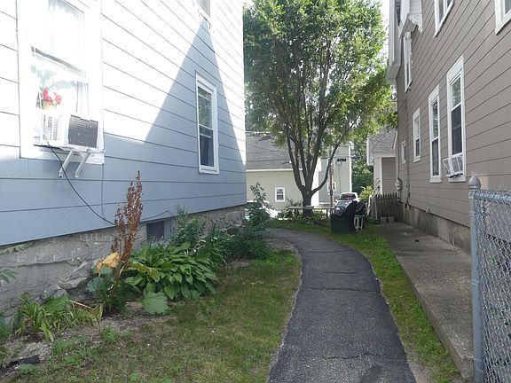 2nd image of 373 LAKE Avenue