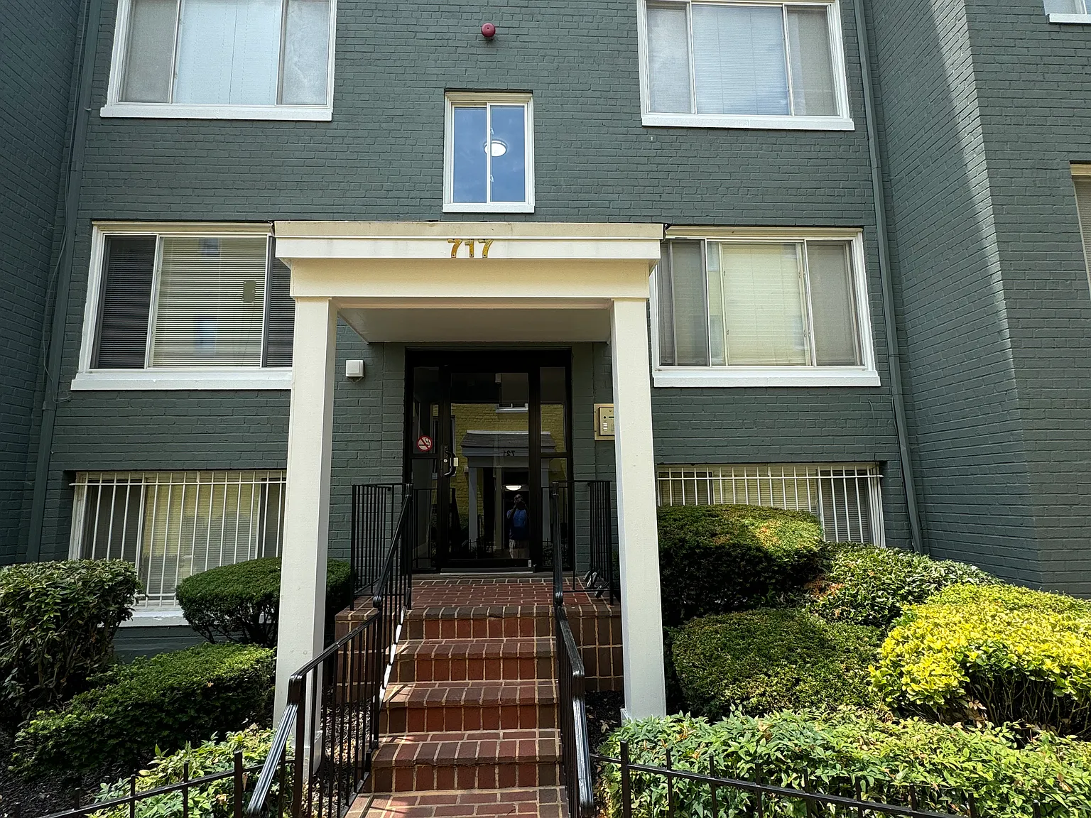 1 bed, 650 sqft, $1,400 — Photo 1