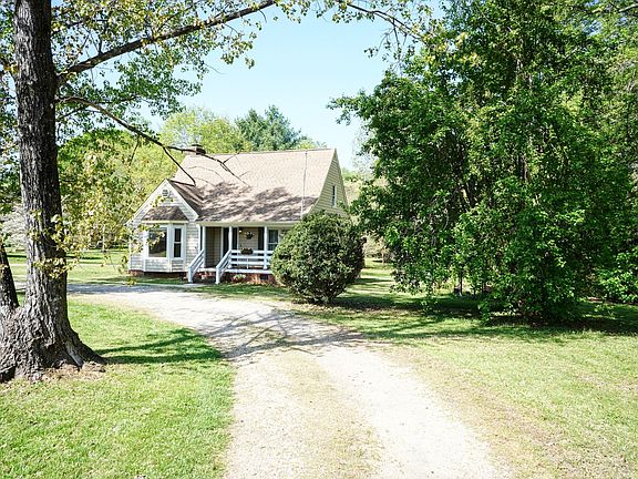 4th image of 960 Hicks Rd