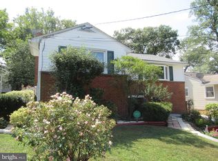 6115 Quebec Pl, College Park, MD 20740