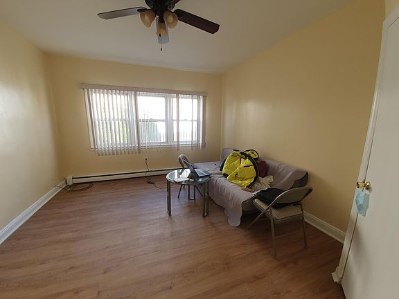 2nd image of 289 Nagle St #1A