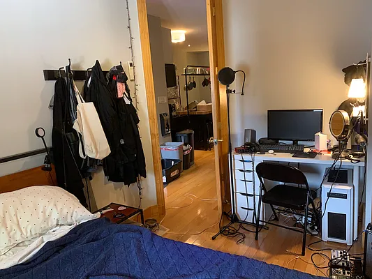 Rented by The Hamilton Group | media 25