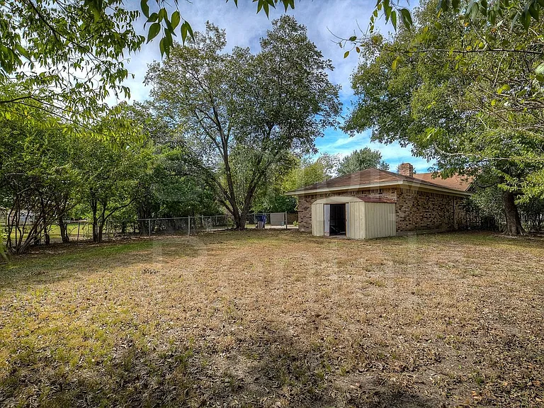 6426 Chapman Dr — Photo 46