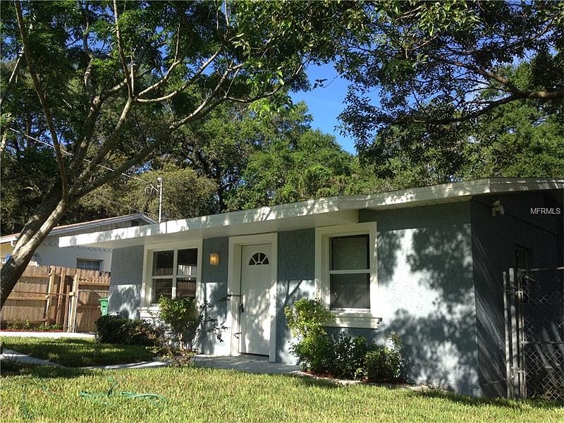 1st image of 8924 El Portal Dr