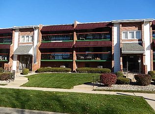 9639 Kedvale Ave APT 104, Oak Lawn, IL 60453