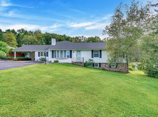 81 Hornbeck Rd, Poughkeepsie, NY 12603