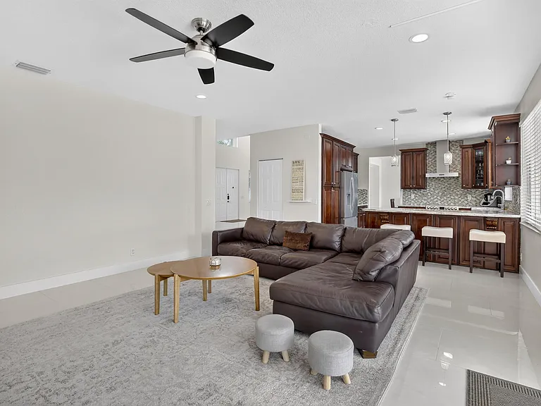3701 Condor Ct — Photo 20