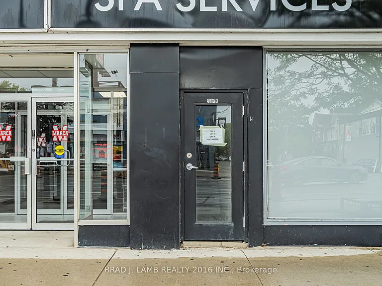 2904 A Danforth Ave #3 — Photo 23