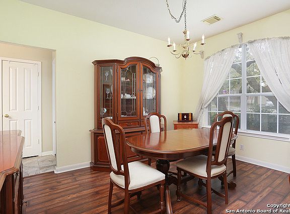 5th image of 2535 Concan St