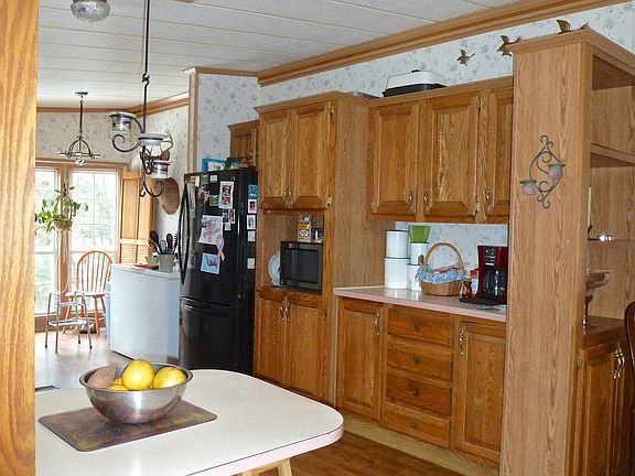 Lots of cabinets