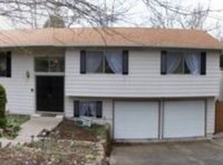 869 Meadowlawn Dr SE, Salem, OR